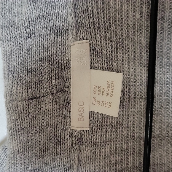 𝅺H&M Knitted Long Sleeveless Cardigan US S - Picture 4 of 7